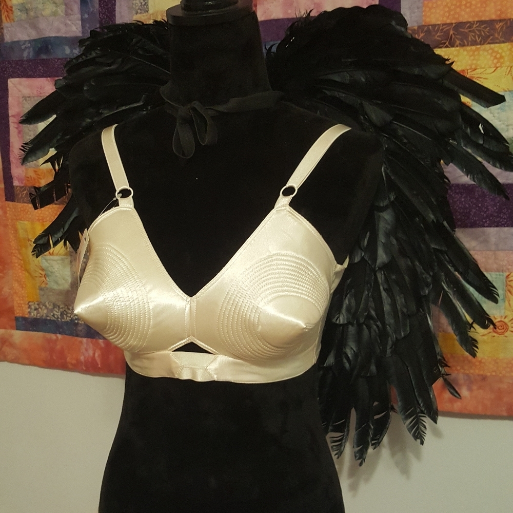 What Katie Did padded bullet bra - 34D